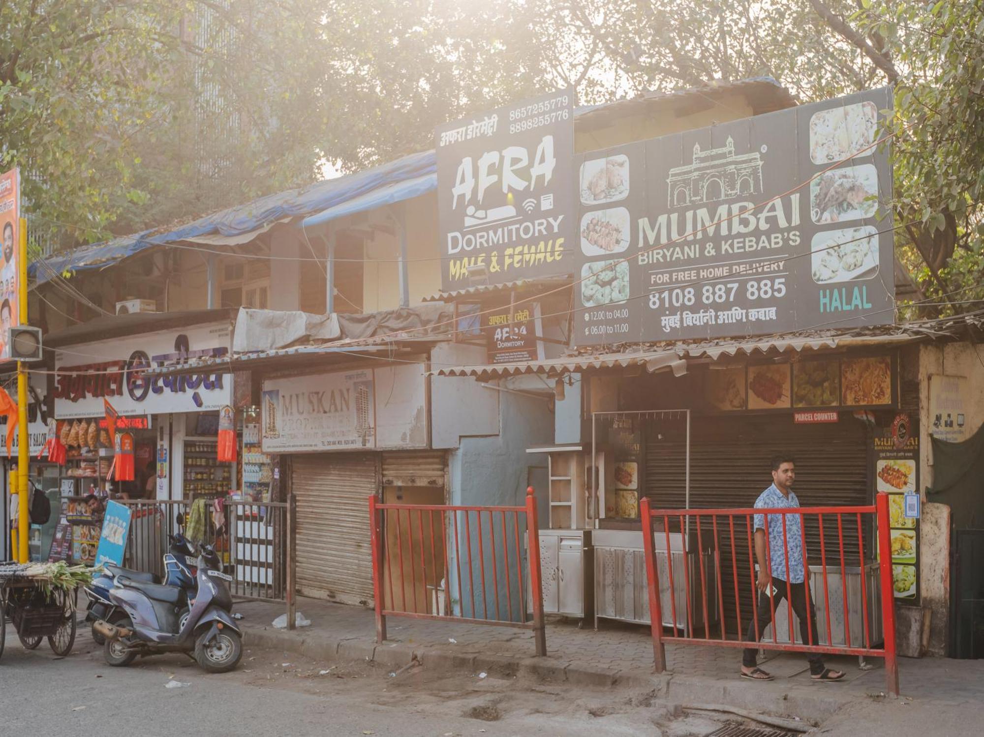 New Dormitory Afra Bombay Exterior foto