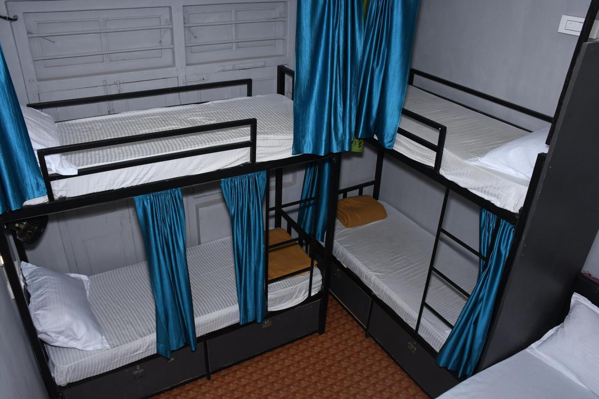 New Dormitory Afra Bombay Exterior foto
