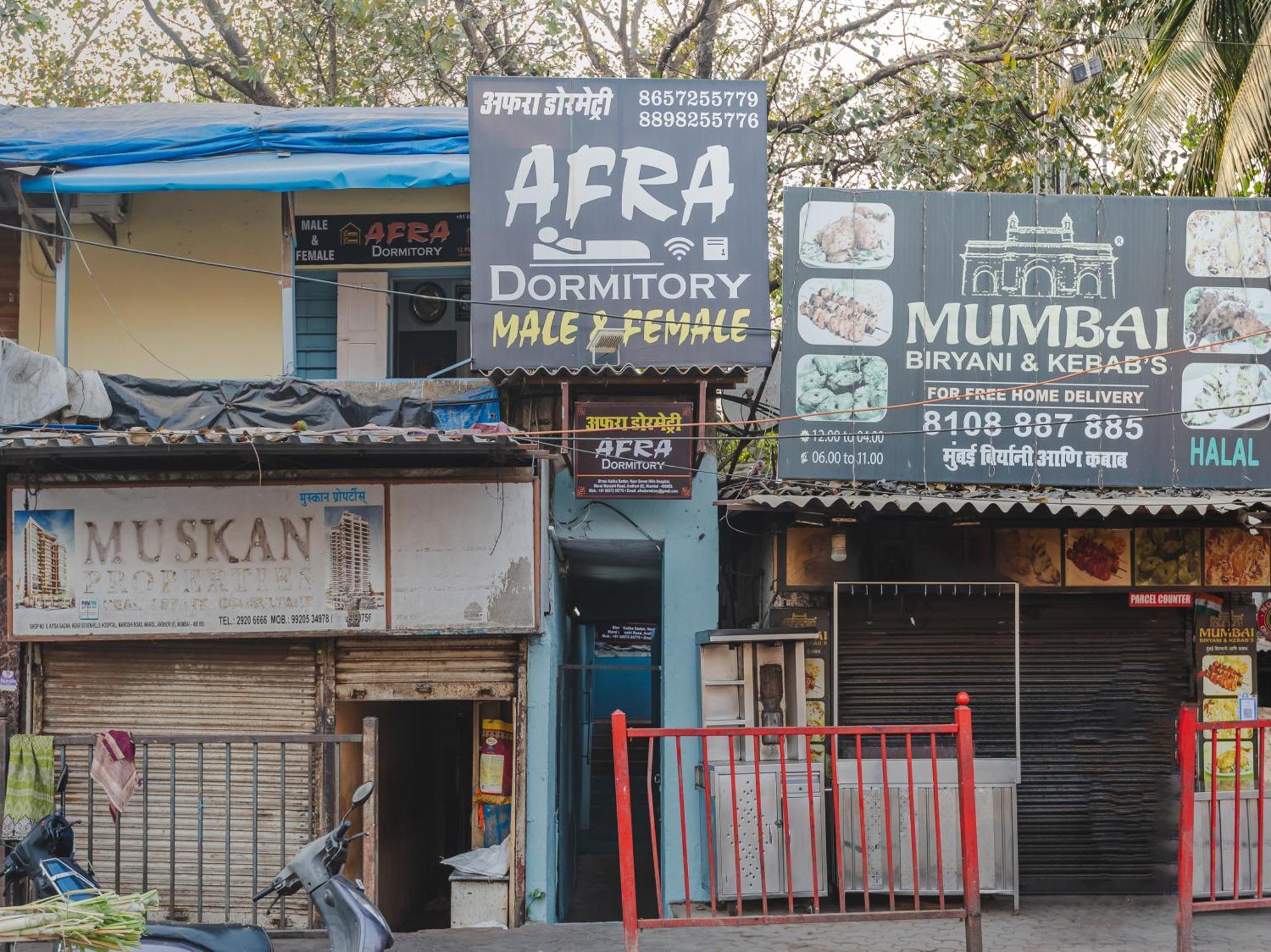 New Dormitory Afra Bombay Exterior foto