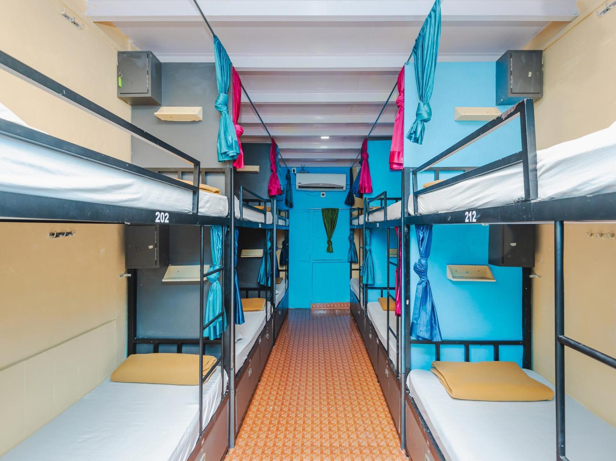 New Dormitory Afra Bombay Exterior foto